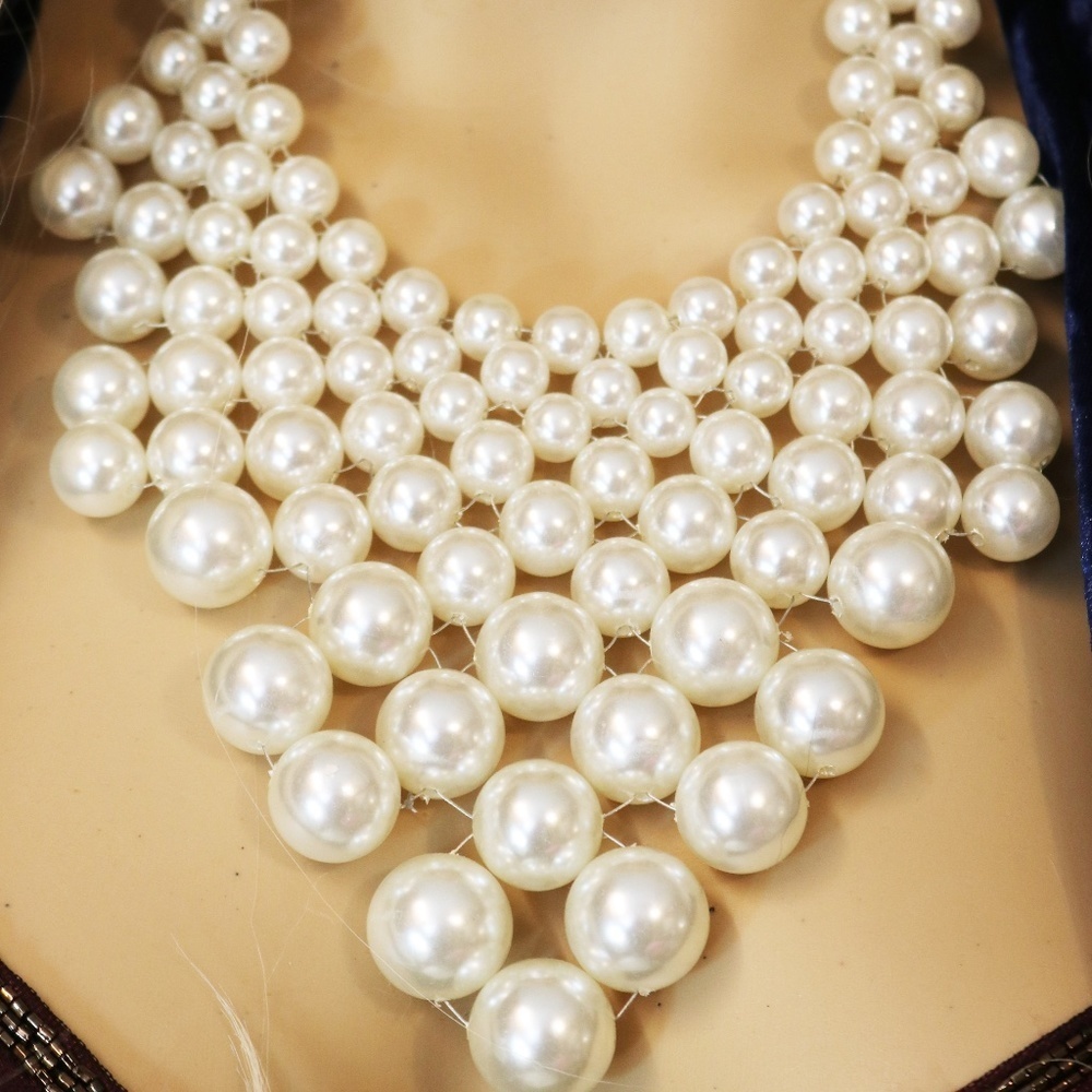📿 Stunning Pearl Bib Adjustable Necklace with Extender 💫✨